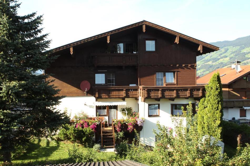 Ferienwohnung Koessler Christian Fügen Dış mekan fotoğraf